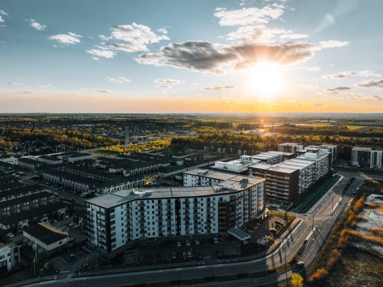 où louer un condo à Cité Mirabel?